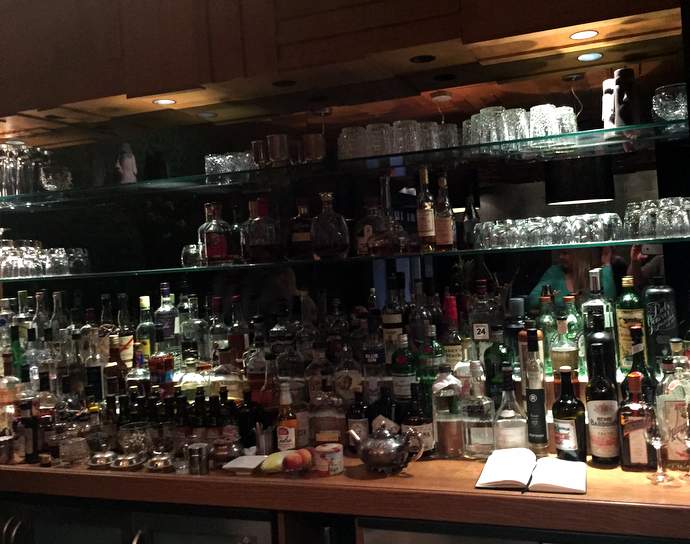 The 2 Best Cocktails Bars in Antwerp, Belgium