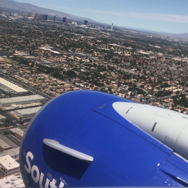 southwest-plane-landing-Las-Vegas