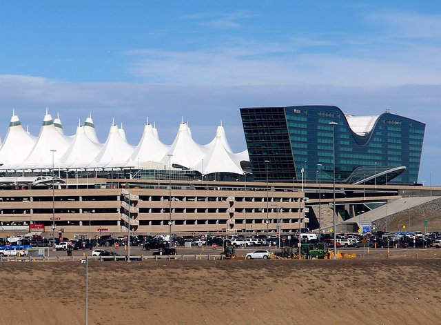 The Westin Hotel at the Denver International Airport. Cropped photo taken Doc Searls.  