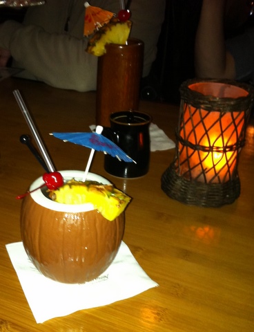 tiki drinks - Tonga Room