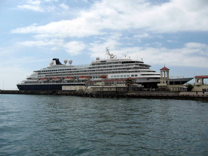 Prinsendam in Sochi, Russia