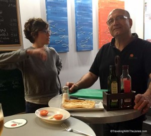 tomato bread lesson, L'Anxoveta, Barcelona