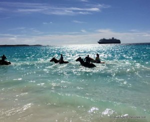Half Moon Cay, Holland America Line