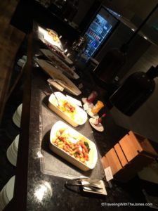 evening happy hour buffet, Executive Lounge, Taipei Marriott hotel