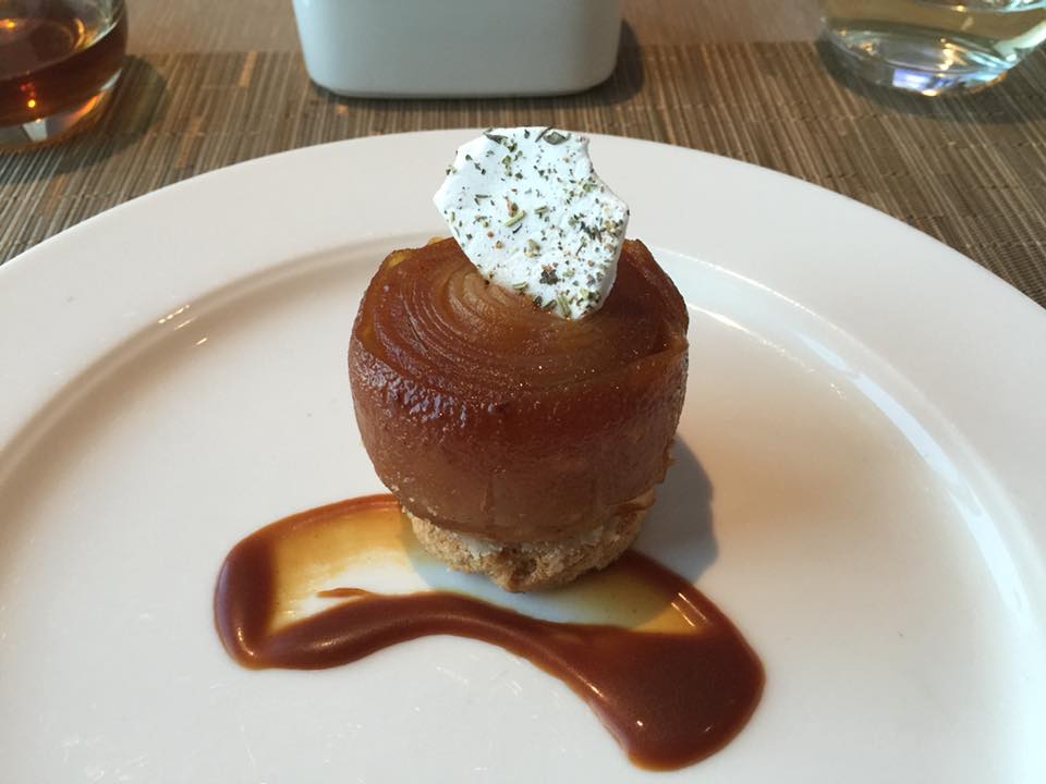 Apple Delice Facon Tarte Tatin, Chef's Table, Viking Star, Photo by Ken Shanahan.