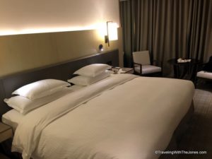king bed, room 1824, Taipei Marriott hotel, Taiwan
