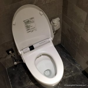 Toto heated seat toilet, Suite 829, Taipei Marriott