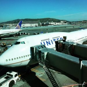 United 747-400 at SFO