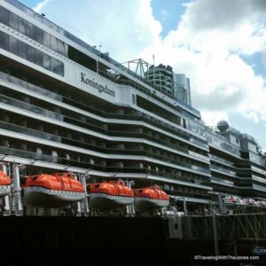 Koningsdam, Holland America Line, in Amsterdam