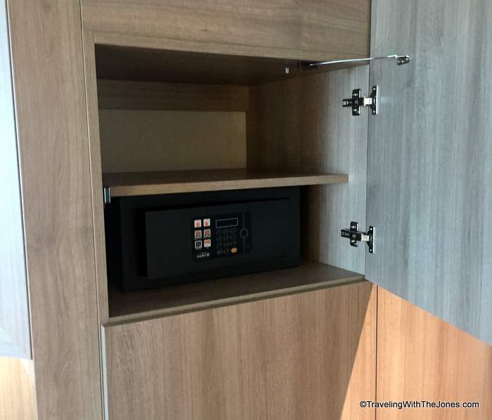 safe, stateroom 11001, Koningsdam cruise ship, Holland America