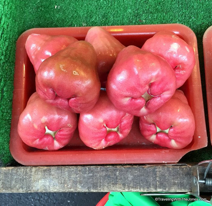 wax apple, Taipei Eats Food Tour