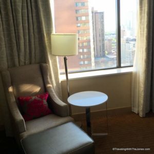 sitting area, Room 2146, Hilton Minneapolis
