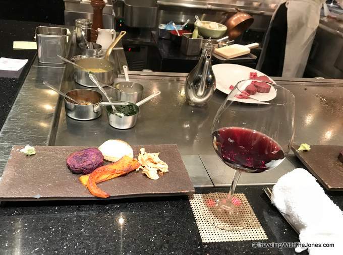 Teppanyaki preparation - Rin-Tei in Osaka, Japan