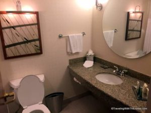 bathroom - Hilton Boston Logan Airport Hotel