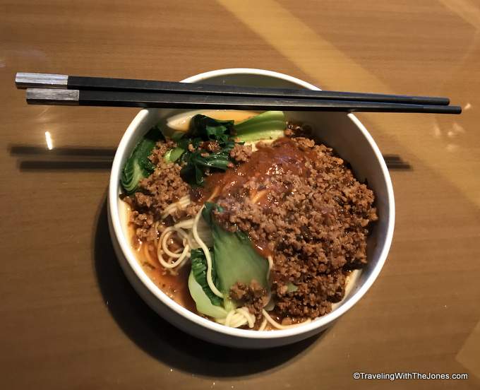 Dan Dan noodles, Executive Lounge, JW Marriott Chengdu, China