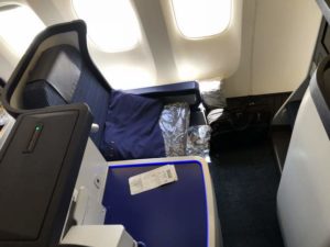 Business class seat - ANA flight 007