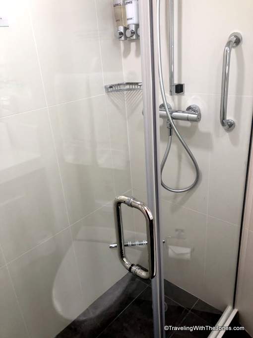 shower, #5072, Holland America, Nieuw Statendam