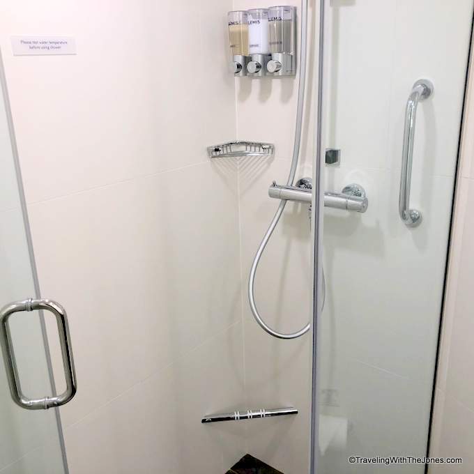 shower, stateroom #4079, Nieuw Statendam