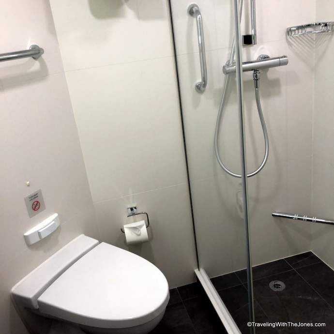 bathroom, Interior stateroom #1111, Koningsdam, Holland America