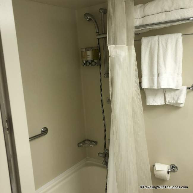 shower - cabin 4061 Obstructed Oceanview, Eurodam, Holland America