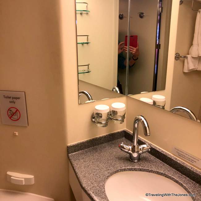 sink - cabin 4061 Obstructed Oceanview, Eurodam, Holland America